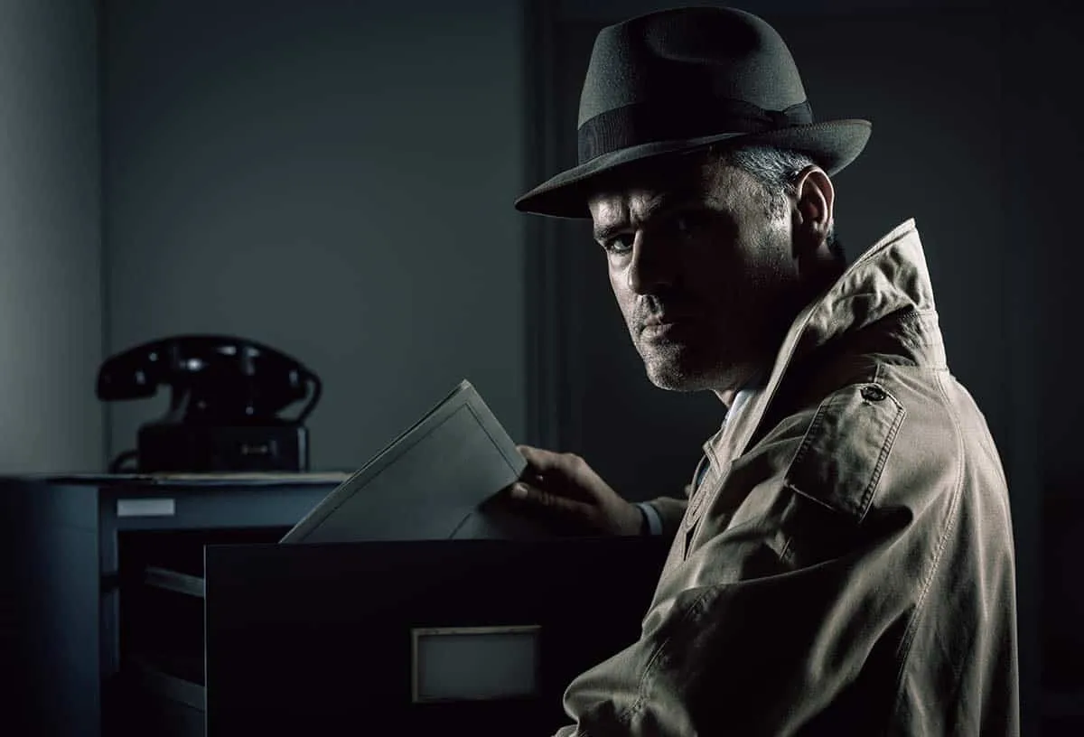 These 9 hidden tips will significantly change your view of taxes 1 IRS Agent